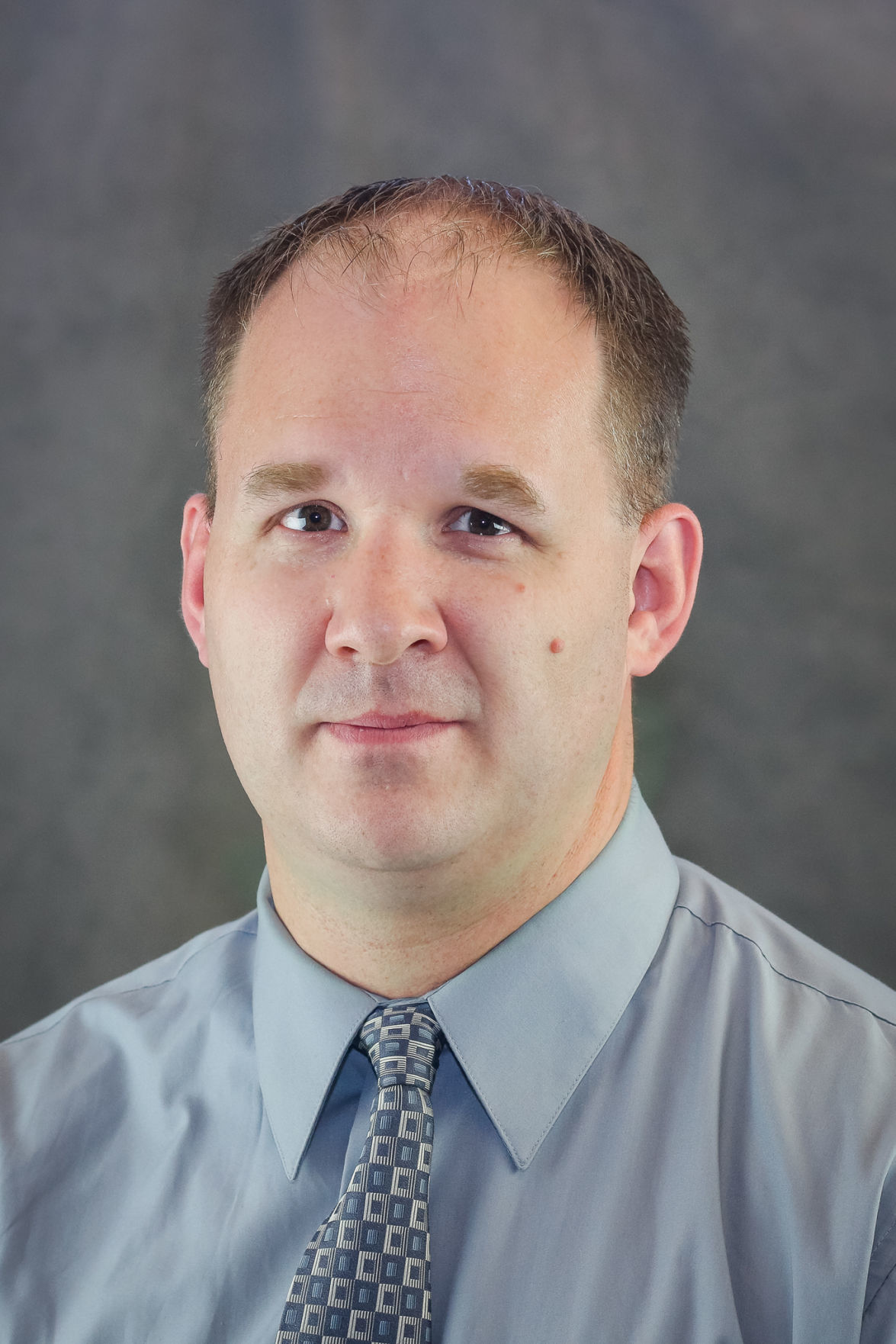 Electronic Contracting names new president and EVP